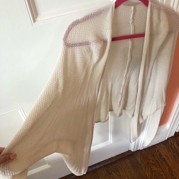 ❌SOLD❌ Cropped Knit Sweater - Picture 3 of 6